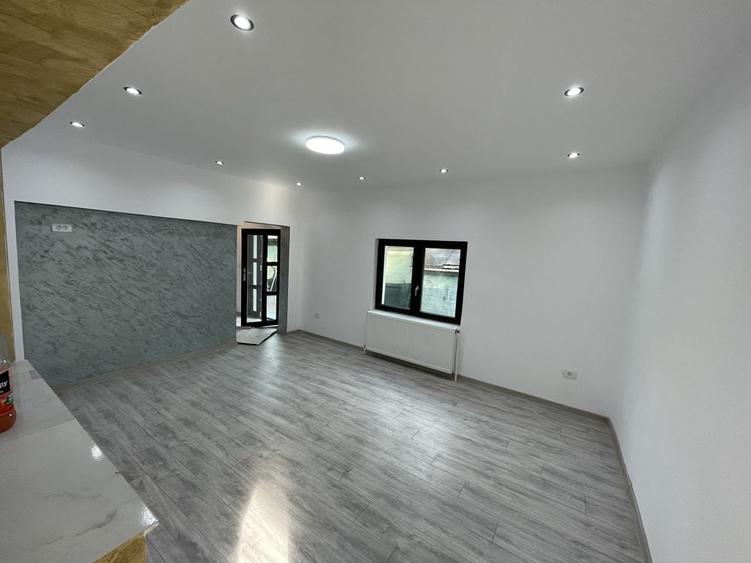 Casă cu 3 camere în Gară