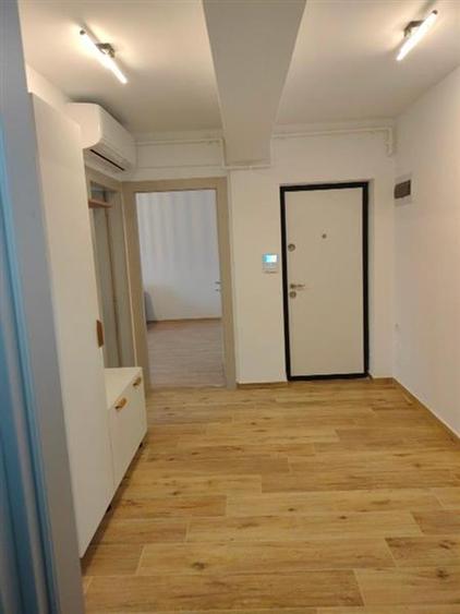 Apartament cu 3 camere decomandat, mobilat în Theodor Pallady