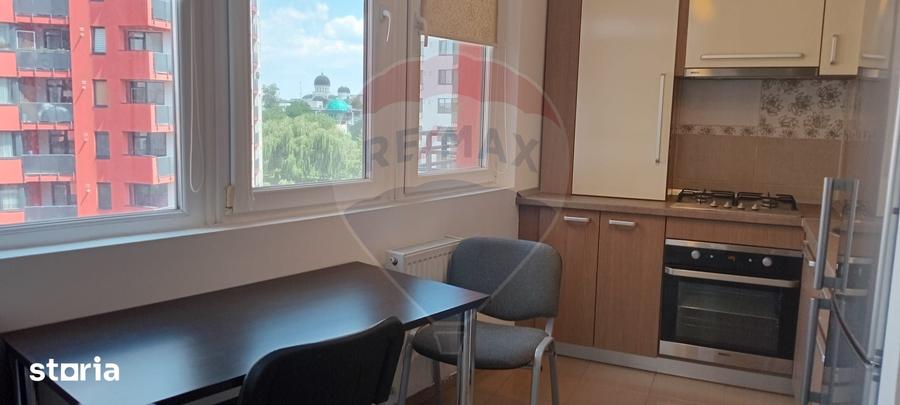 Apartament cu 2 camere decomandat în Funcționarilor
