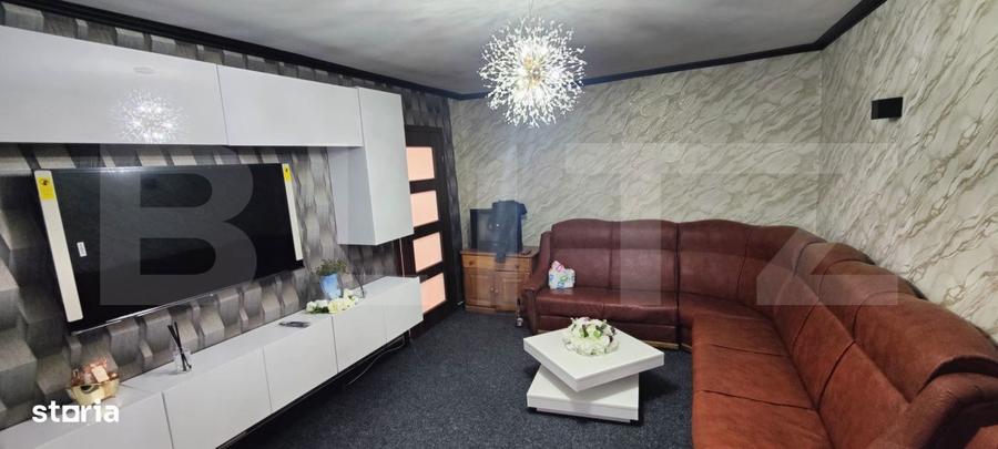Apartament cu 3 camere în Micro 9