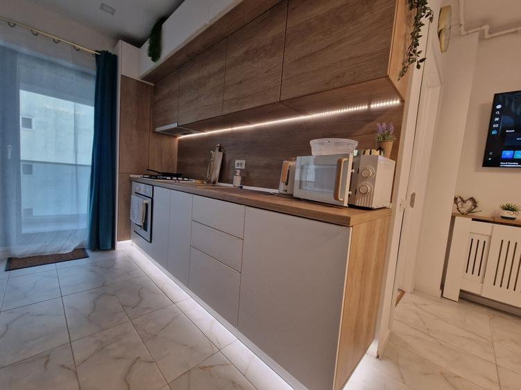 Apartament cu 2 camere semidecomandat în Tomis Plus