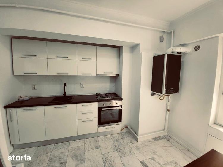 Apartament cu 3 camere în Central