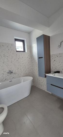 Casă cu 4 camere în Dudu
