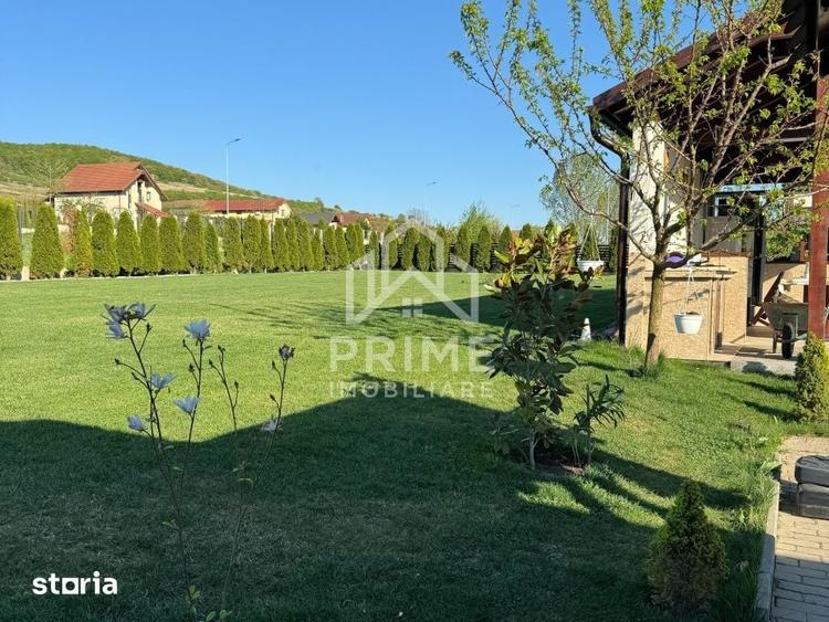 Casă cu 4 camere cu Teren 2000 Mp în Ciugud