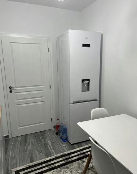 Garsonieră decomandată în Valea Adâncă