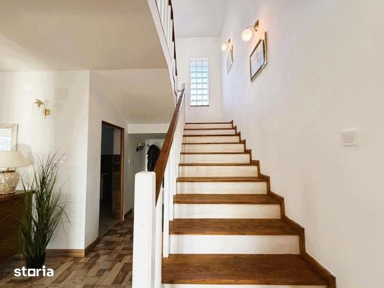 Casă cu 4 camere cu Teren 915 Mp în Găneasa