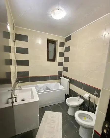 Apartament cu 2 camere semidecomandat în Craiter
