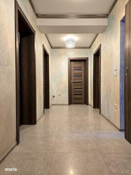 Apartament cu 3 camere decomandat, mobilat în Titan