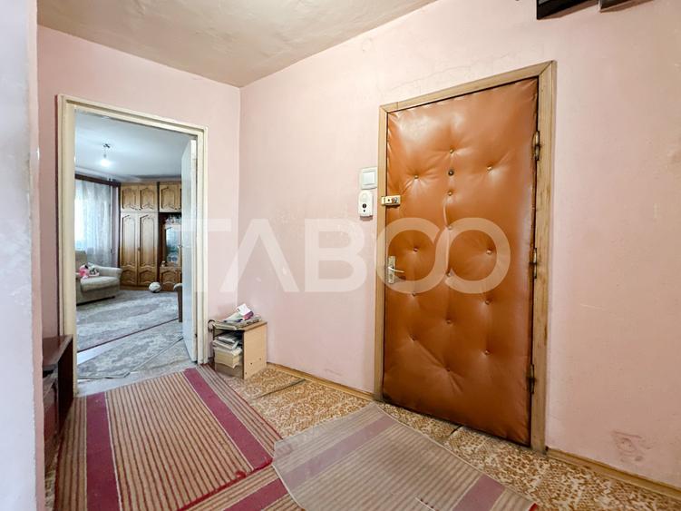 Apartament cu 2 camere decomandat, mobilat în Grigorescu