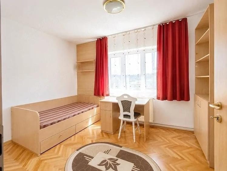 Apartament cu 2 camere semidecomandat în Girocului