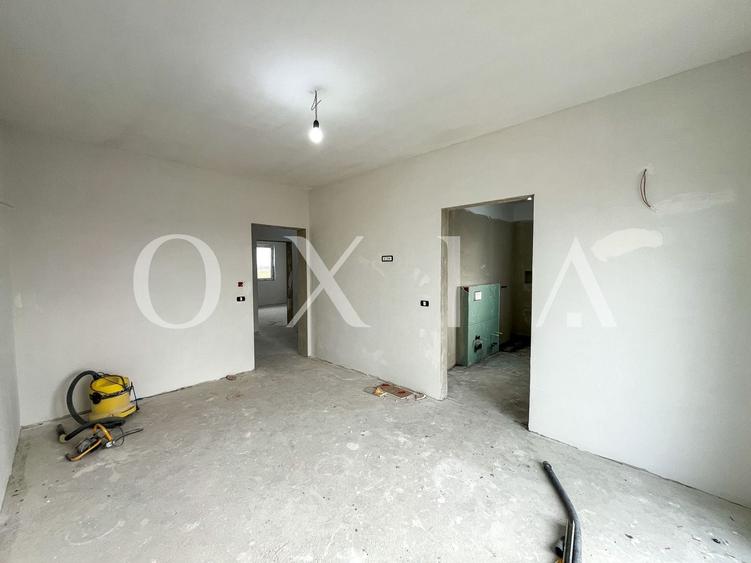 Duplex cu 5 camere cu Canalizare în Săcălaz
