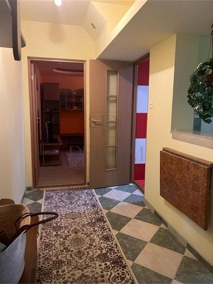 Apartament cu 3 camere semidecomandat în Iosefin