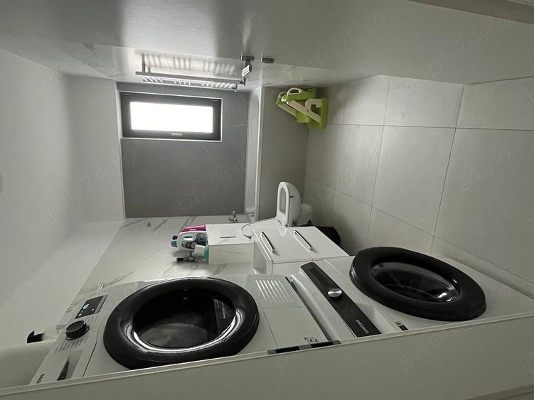 Apartament cu 3 camere decomandat în Exterior Vest