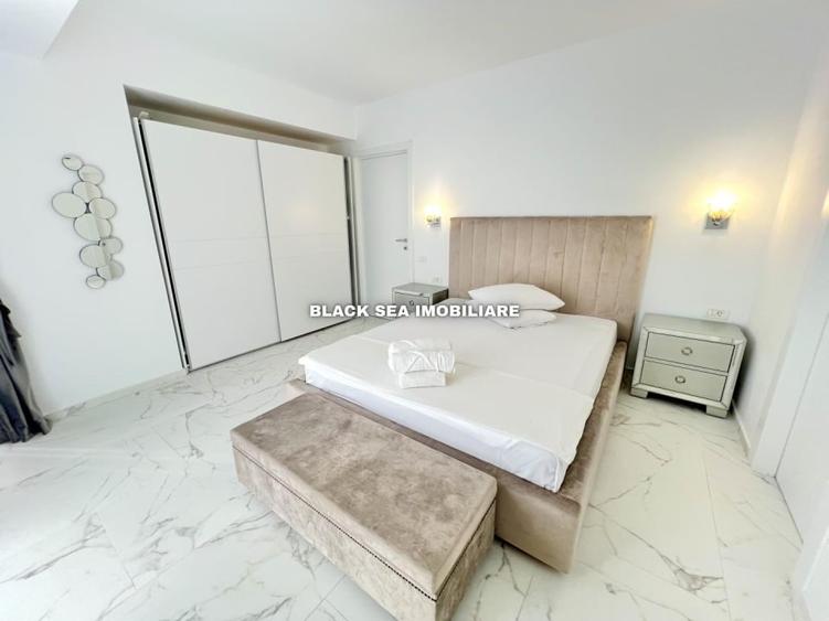 Apartament cu 3 camere, mobilat în Central