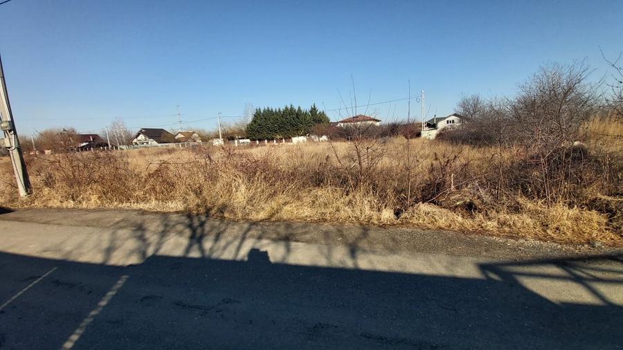 Teren Construcții extravilan de 1500 mp, în Nord-Vest