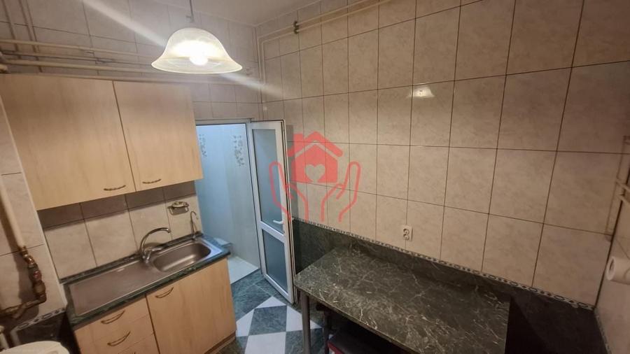 GARA DE NORD (Spitalul Witting)- 2 apartamente, 6 camere, vila solida renovata! - 23