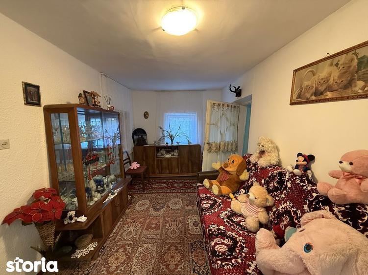 Casa demolabila ?i teren 800mp cu toate utilita?ile deschidere 26,5mp - 5