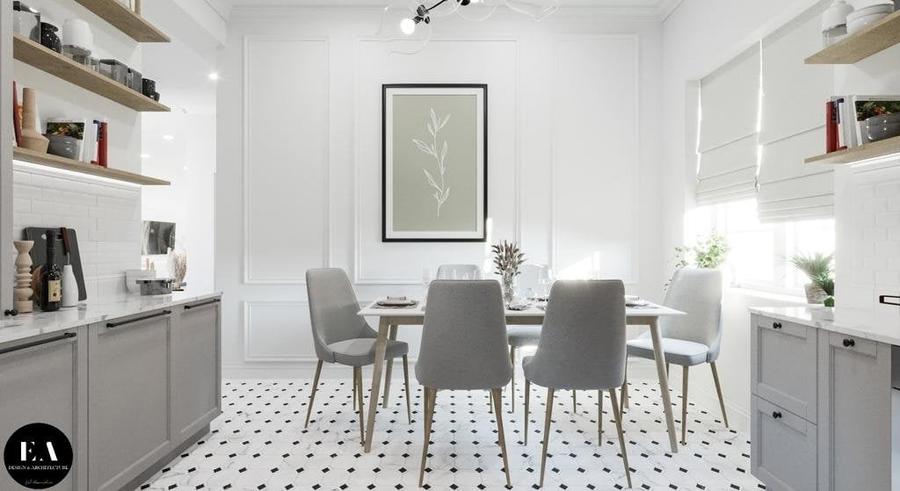 Apartament cu 4 camere decomandat în Central