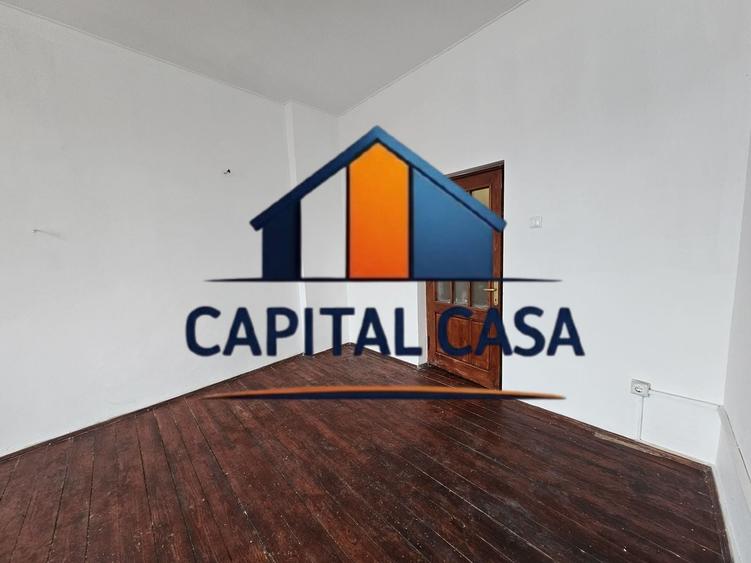 Spațiu comercial, de 300 mp, în Central