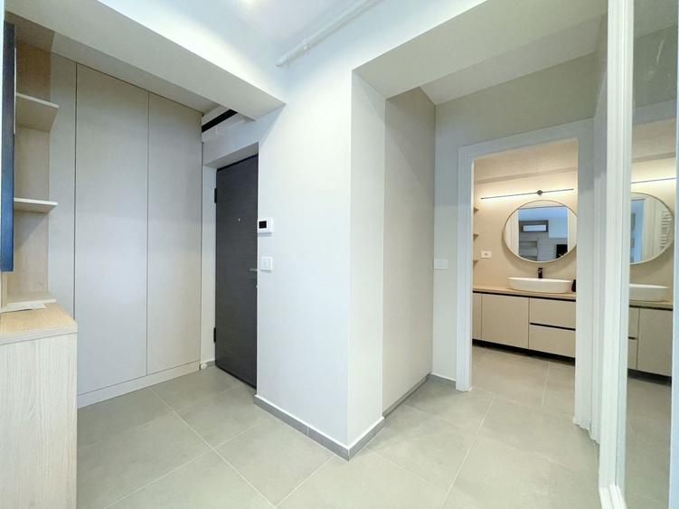 Apartament cu 3 camere decomandat, mobilat în Lipovei