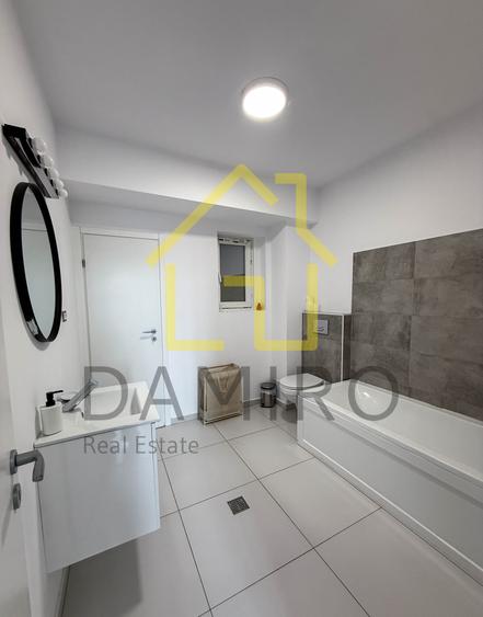 Apartament cu 5 camere semidecomandat în Calea Călărașilor