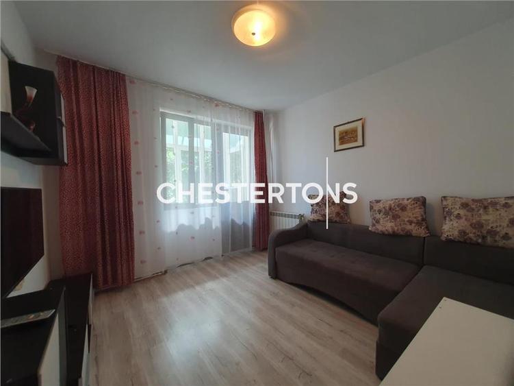 Apartament cu 2 camere decomandat, mobilat în Central