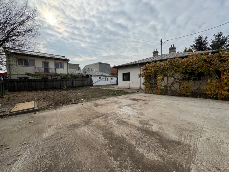 Teren Construcții intravilan de 580 mp, în Rahova