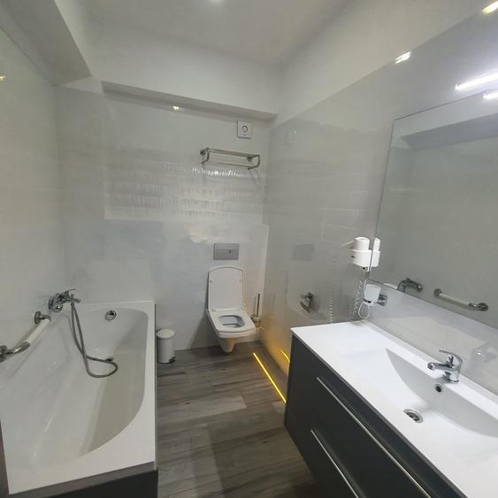 Complex White Tower, Mamaia, studio mobilat si utilat lux de vanzare - 4