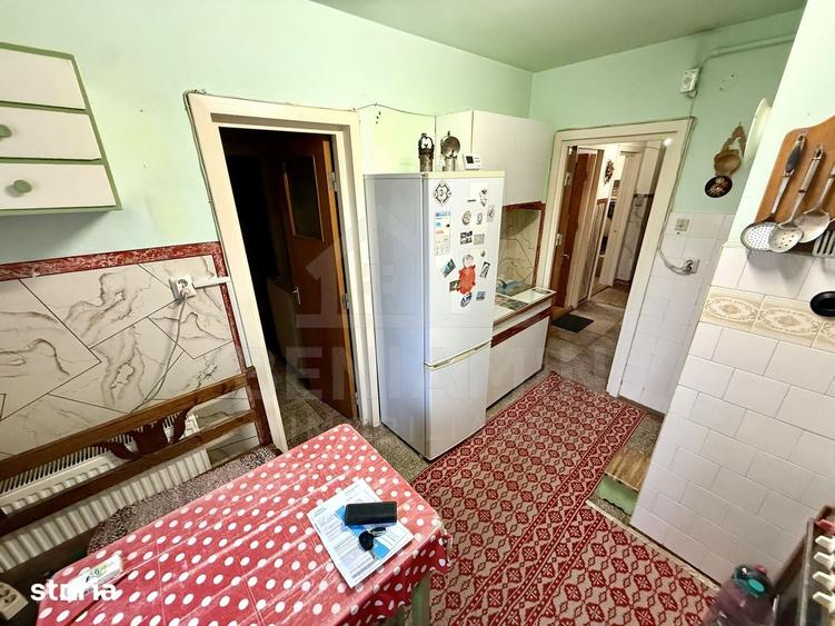 Apartament cu 3 camere decomandat în Scriitorilor