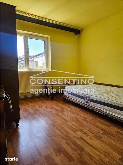 Apartament cu 3 camere decomandat în Patriei