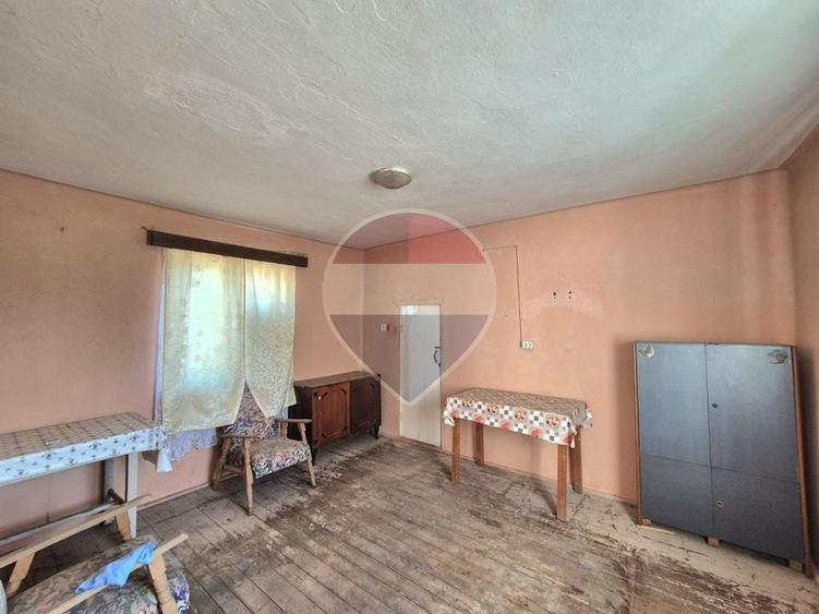 Casă individuală cu 3 camere cu Teren 1359 Mp în Macea