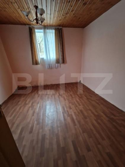 Casă individuală cu 2 camere cu Canalizare în Exterior Est