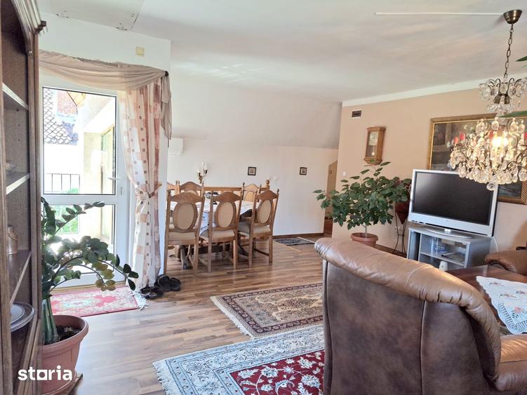 Casa cu aer baroc | 171,65 mp utili | 2 apartamente | Central | Codlea - 9