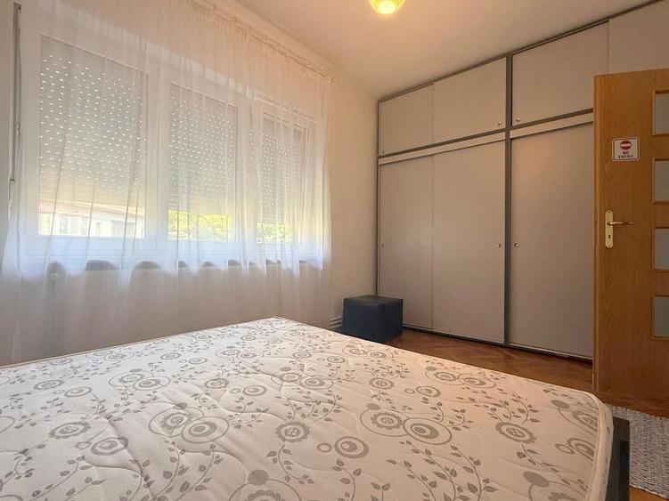 Apartament 3 camere de inchiriat, str. Bucuresti - 7