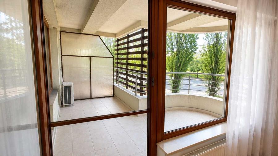 Apartament cu 2 camere decomandat în Ultracentral