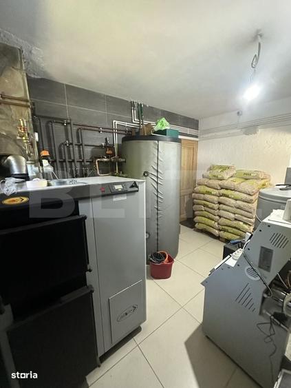 Casă cu 4 camere în Colibița