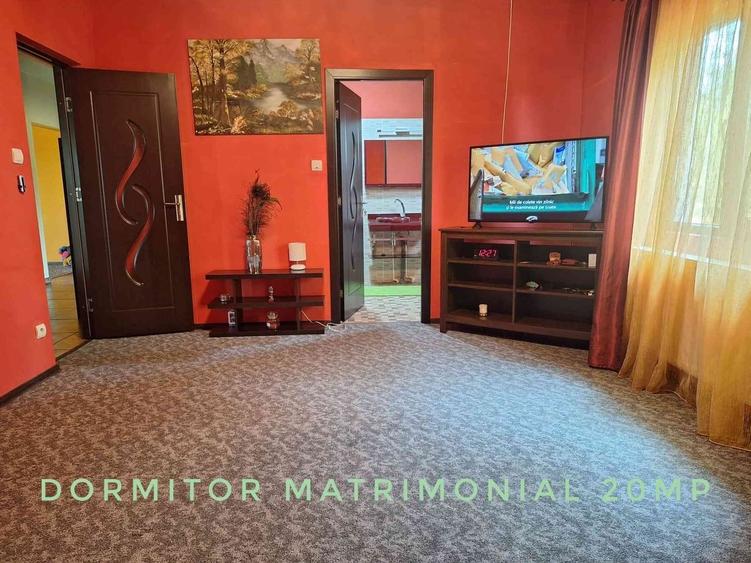 Casă cu 5 camere cu Teren 1325 Mp în Central
