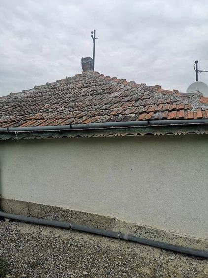 Casă cu 2 camere cu Teren 2500 Mp în Exterior Vest