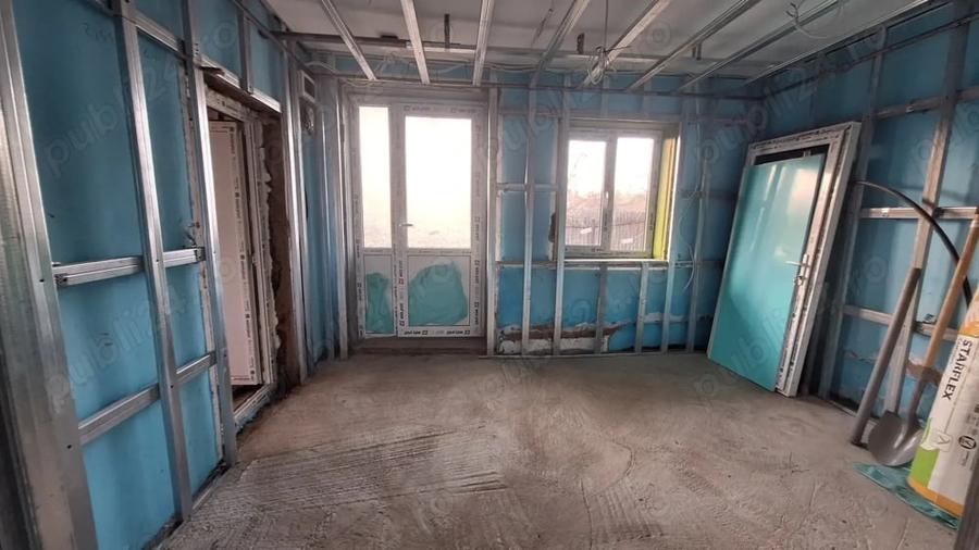 Casă cu 5 camere cu Teren 1638 Mp în Tufești