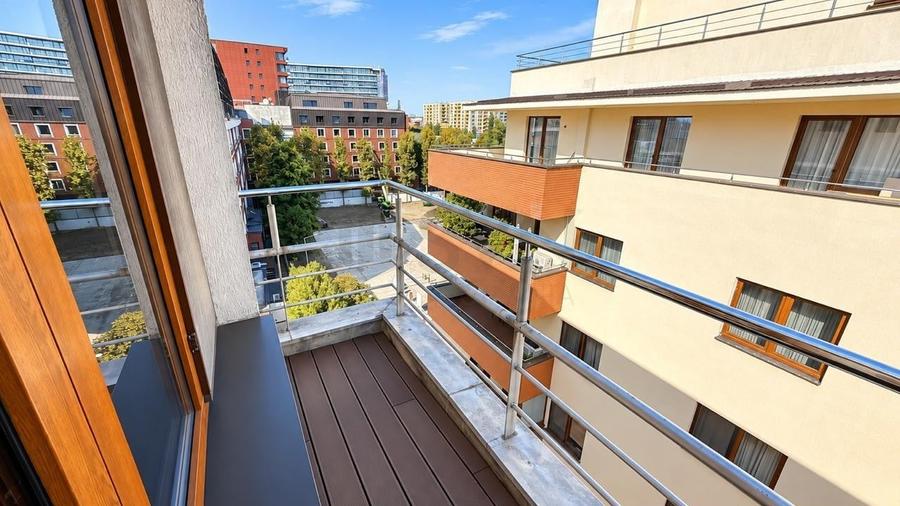 Apartament cu 3 camere semidecomandat, mobilat în Herăstrău