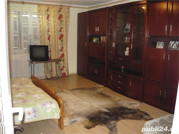 Casă cu 3 camere cu Teren 1800 Mp în Turnu