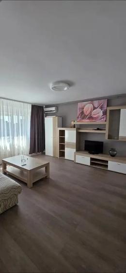 Apartament cu 2 camere decomandat în 13 Septembrie
