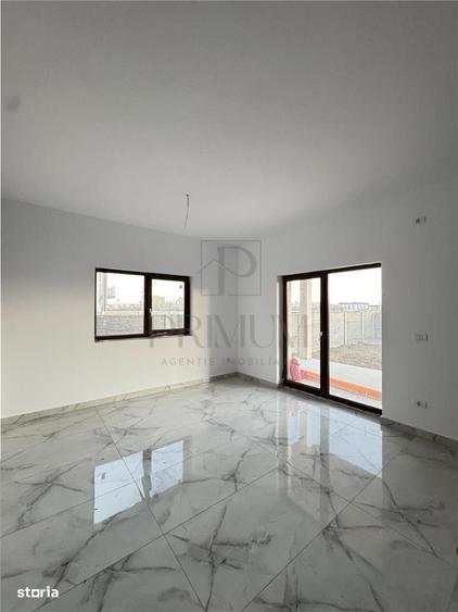 Casă cu 4 camere în Central