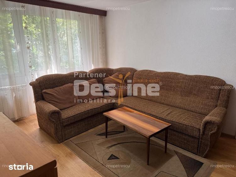 Apartament cu 3 camere semidecomandat în Drumul Taberei