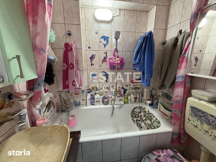 Apartament cu 3 camere semidecomandat în Șagului