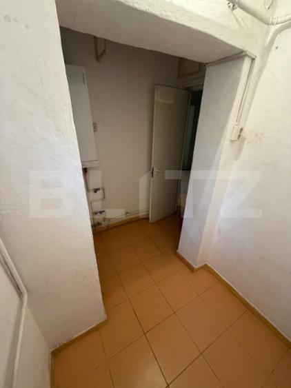 Apartament cu 2 camere decomandat în Calea București