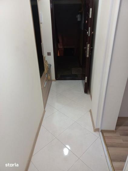 Buna ziua dau accest apartament cu o camera in chirie - 10