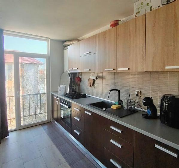Apartament cu 3 camere semidecomandat în Florești — fotografia 2