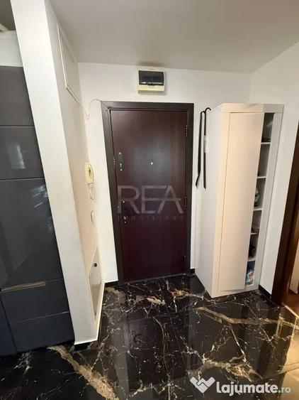 Apartament cu 2 camere decomandat în Văcăresti