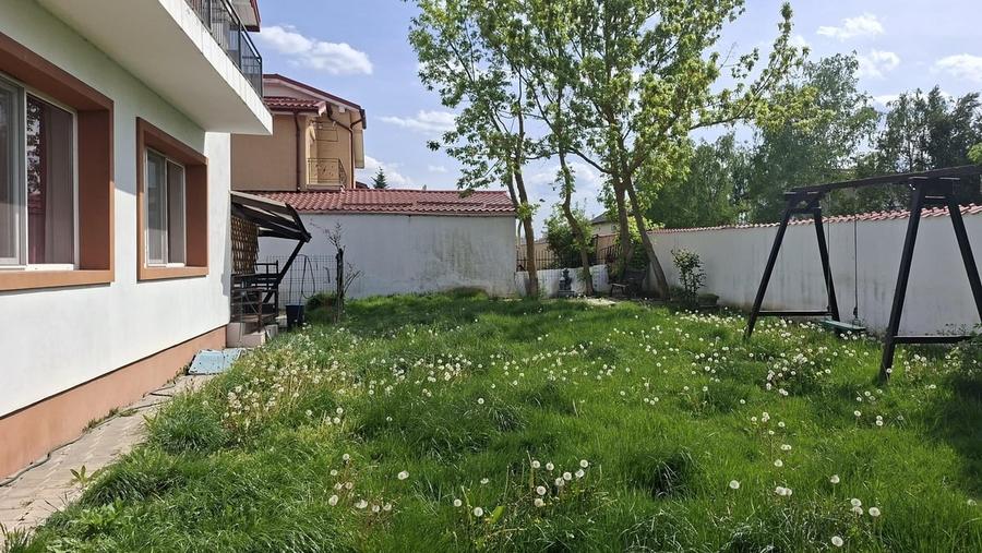 Casă cu 6 camere cu Teren 550 Mp în Corbeanca